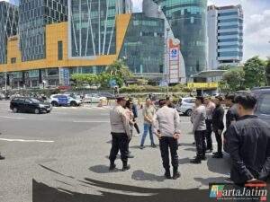 Massa Aksi Buruh di Jatim Berjalan Tertib, Polresta Sidoarjo Kawal Hingga Batas Kota Surabaya