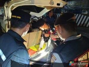 Operasi Cipta Kondisi, Polres Kediri Kota Tilang 111 Pelanggar di Jalan Brawijaya