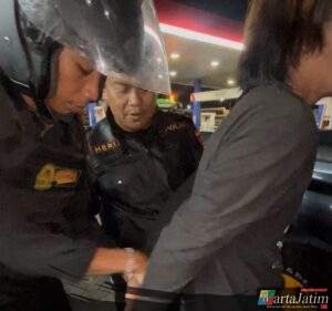Polisi Berhasil Amankan Pelaku Penusukan Sopir Truk di SPBU Bunder Gresik