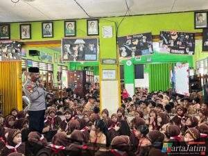 Polisi Masuk Sekolah : Polresta Sidoarjo Gelorakan Anti Bullying
