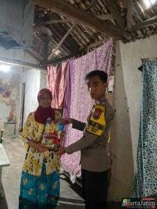 Jumat Berkah, Polsek Pagu Salurkan Bantuan Sosial di Desa Bendo