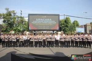 Upacara Kenaikan Pangkat Pengabdian Anggota Polri TMT 1 Oktober 2025 di Polres Kediri Kota, Berlangsung Khidmat