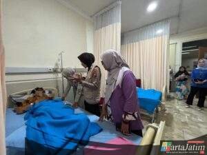 Polda Jatim Beri Trauma Healing Korban Runtuhnya Bangunan Ponpes Al-Khoziny Sidoarjo