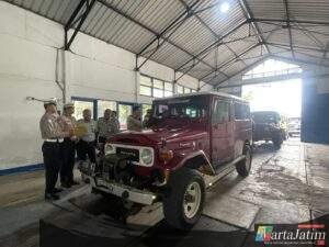 Cegah Kecelakaan, Satlantas Polres Malang Gelar Ramp Check Jeep Wisata Bromo