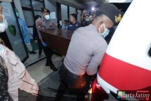Polda Jatim Serahkan 3 Jenazah Santri Ponpes Al Khoziny ke Keluarga