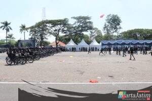 Polda Jatim Gelar Simulasi Sispamkota Pastikan Kesiapan Personel Hadapi Gangguan Kamtibmas