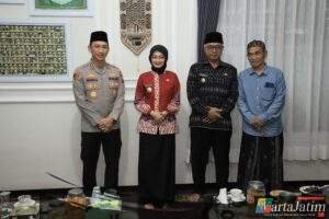 Kapolres Kediri Kota dan Wali Kota Kediri Silaturahmi ke Ponpes Lirboyo, untuk menciptakan Kondusivitas