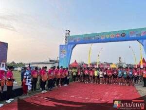 Meriah! Kapolres Kediri Hadir Ramaikan Pare Run 2025