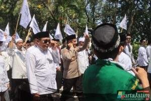 Kapolres Probolinggo Sampaikan Terima Kasih, Aksi Damai Ribuan Santri di Kantor DPRD Berlangsung Tertib