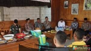 Kapolres Nganjuk, Wujudkan  Harkamtibmas dengan Silaturahmi Bersama Kepala Desa se Kec. Lengkong di Desa Ketandan.