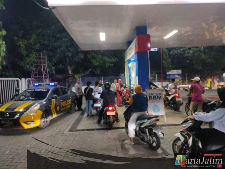 Polsek Krian Redam Keresahan Publik soal Isu Pertalite Dicampur Air di Pom Bengsin Sedengan Mijen Krian