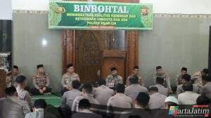Polres Nganjuk Gelar Binrohtal, Kapolres Ajak Dalami Makna Surat-Surat Al-Qur’an dalam Tugas Kepolisian