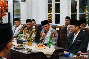 Kapolri Tekankan Jaga Persatuan-Kesatuan saat Silaturahmi ke Ponpes An-Nur Malang