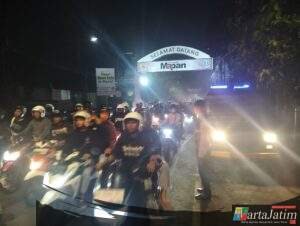 Mobil Escape Pengurai Masa Sat Samapta Polres Kediri Kota,Kawal Ribuan Masa Pesilat Pada Acara Lirboyo Bersholawat Dengan Aman dan Tertib