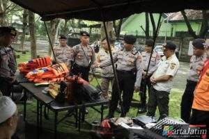 Polres Kediri Kota Gelar Apel Kesiapan Tanggap Darurat Bencana Hidrometeorologi Tahun 2025