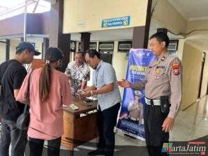 “Polantas Menyapa”, Satlantas Polres Kediri Kota Dorong Kepatuhan Pajak Dan Terus Hadir  Berikan Edukasi tentang Layanan Administrasi Kendaraan