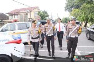 Menuju Lalu Lintas Aman Akhir Tahun,  Polres Kediri Kota Kerahkan Pasukan dalam Operasi Zebra 2025