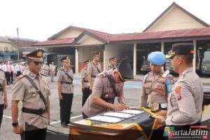 Warna Baru Jajaran Polres Kediri dalam Upacara Sertijab Sejumlah PJU dan Kapolsek