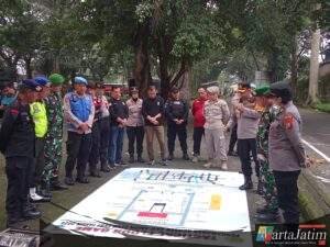 Pengamanan Berlapis Polres Kediri Kota Jaga Kondusivitas Konser Bertajuk ‘ Anti Angin – Angin Fest Kediri ‘ di Tirtoyoso Park