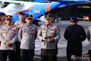 Polri Kirim Ribuan Paket Kebutuhan dan Peralatan SAR ke Aceh, Sumut, dan Sumbar