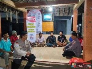 Sambut Lomba Siskamling, Polsek Ngronggot Tinjau Pos Kamling dan Ajak Warga Perkuat Ronda Malam