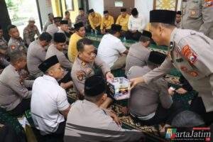 Polres Magetan Sholat Ghoib dan Donasi Kemanusiaan untuk Korban Bencana Aceh Sumatera