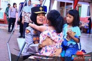Tim Trauma Healing Ops Aman Nusa II Tinjau Posko Pengungsian di Kota Padang