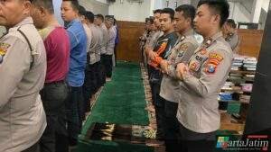 Salat Gaib dan Doa Bersama di Polres Nganjuk, Wujud Solidaritas untuk Korban Bencana di Aceh, Sumut, Sumbar, dan Erupsi Semeru