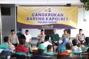 Cangkrukan Bareng Kapolres Kediri Hadirkan Ruang Dialog yang Akrab Bersama Masyarakat