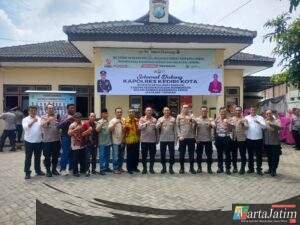 Kapolres Kediri Kota Lakukan Kunjungan Kerja ke Tiga Polsek: Cek Kesiapan Personel dan Pembinaan Bhayangkari