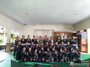 Babinsa Koramil 02/Pesantren Laksanakan Pendampingan Sosialisasi Produk Hukum Kepada Siswa SMA 3 Kota Kediri Yang Tergabung Dalam PSHT Cabang Kota Kediri  Pusat Madiun