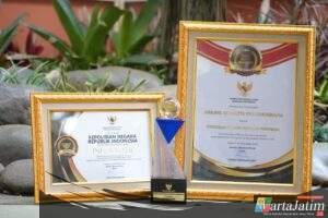 Dinobatkan sebagai Badan Publik Terbaik Nasional, Polri Sabet Arkaya Wiwarta Prajanugraha dalam Monev KIP 2025