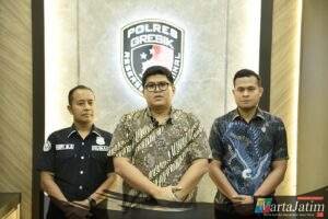 Polres Gresik Tetapkan 2 Tersangka Kasus Penyebaran Data Pribadi Lewat Aplikasi Go Matel R4