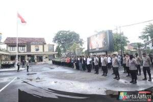 Kapolres Kediri Kota Pimpin Apel Siaga Natal 2025 dan Tahun Baru 2026, Pastikan Keamanan Warga