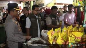 Polres Nganjuk dan Forkopimda Sidak Pasar, Pastikan Harga dan Stok Sembako Aman Jelang Nataru