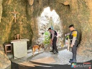 Polres Nganjuk Sterilisasi Gereja Jelang Malam Natal, K9 dan Metal Detector Diterjunkan