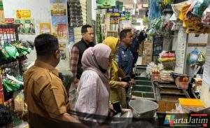 Satgas Pangan Polres Ponorogo  Pantau Bahan Pokok di Sejumlah Pasar Jelang Nataru