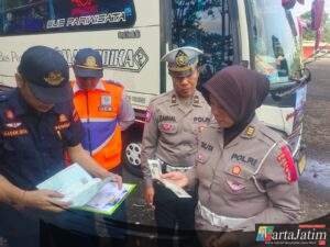 Polres Probolinggo Gelar Ramp Check Gabungan Angkutan Pariwisata Nataru 2025–2026