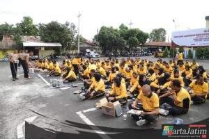 Perkuat Soliditas Internal, Polres Kediri Gelar Olahraga dan Makan Bersama