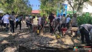 Polri Hadir, Rakyat Bangkit Percepat Pemulihan Pascabanjir Bandang di Bireueun Aceh.