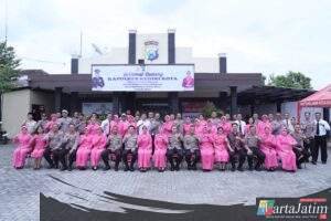 Kapolres Tekankan Pelayanan Humanis dan Disiplin Anggota Saat Kunjungan Kerja di Polsek Semen