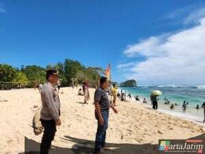 Polres Malang Tingkatkan Patroli Wisata Pantai Saat Libur Panjang