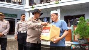 Polres Probolinggo Salurkan Bantuan Sosial Warga Terdampak Banjir
