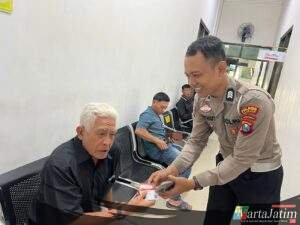 Satlantas Nganjuk Kedepankan Pelayanan Inklusif bagi Pemohon SIM Lansia