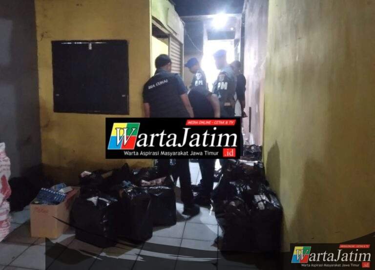 Operasi Pasar Loak Krian, Bea Cukai dan Denpom Sidoarjo Sita Ribuan Rokok Tanpa Pita Cukai