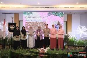 Yayasan Kemala Bhayangkari Kediri Kota Gelar Seminar Parenting, Dorong Terwujudnya Keluarga Tangguh Berkarakter