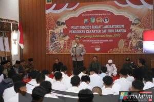 Kapolres Kediri Beri Motivasi Peserta Binlat Karakter Jati Diri Bangsa