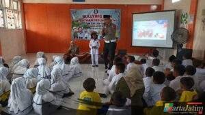 Polsek Warujayeng Hadirkan Edukasi Anti Bullying dan Keselamatan Berlalu Lintas bagi Siswa SDI Darush Sholihin