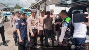 Polres Bondowoso Periksa Kesehatan Sopir Angkutan Umum di Hari Pertama Ops Keselamatan Semeru
