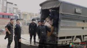 Taruna Akpol Latsitardanus di Aceh Tamiang, Bersihkan Lumpur Pasar hingga Santuni Korban Hanyut